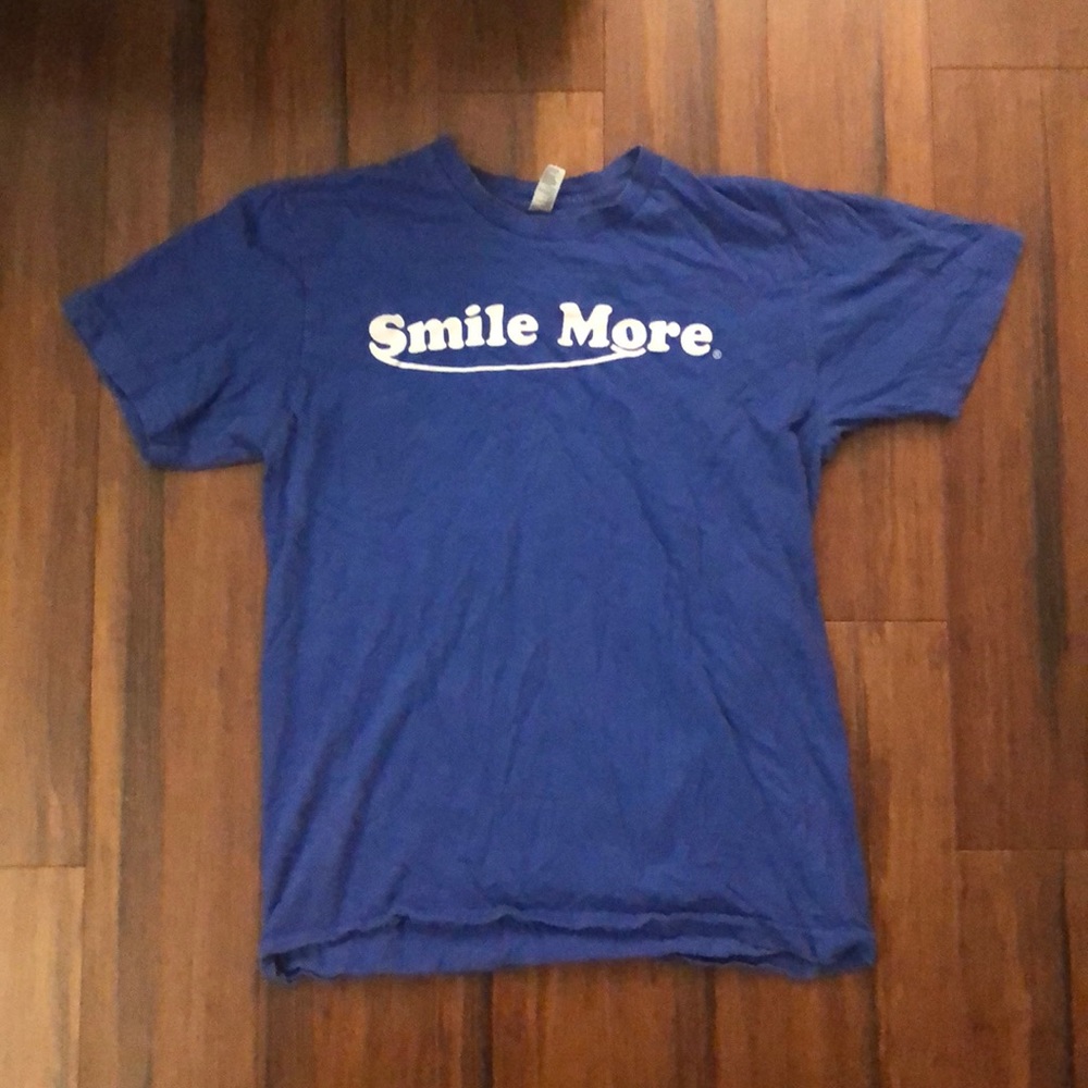 BLUE SMILE MORE ROMAN ATWOOD SHIRT LIKE NEW MENS SIZE MEDIUM (M)